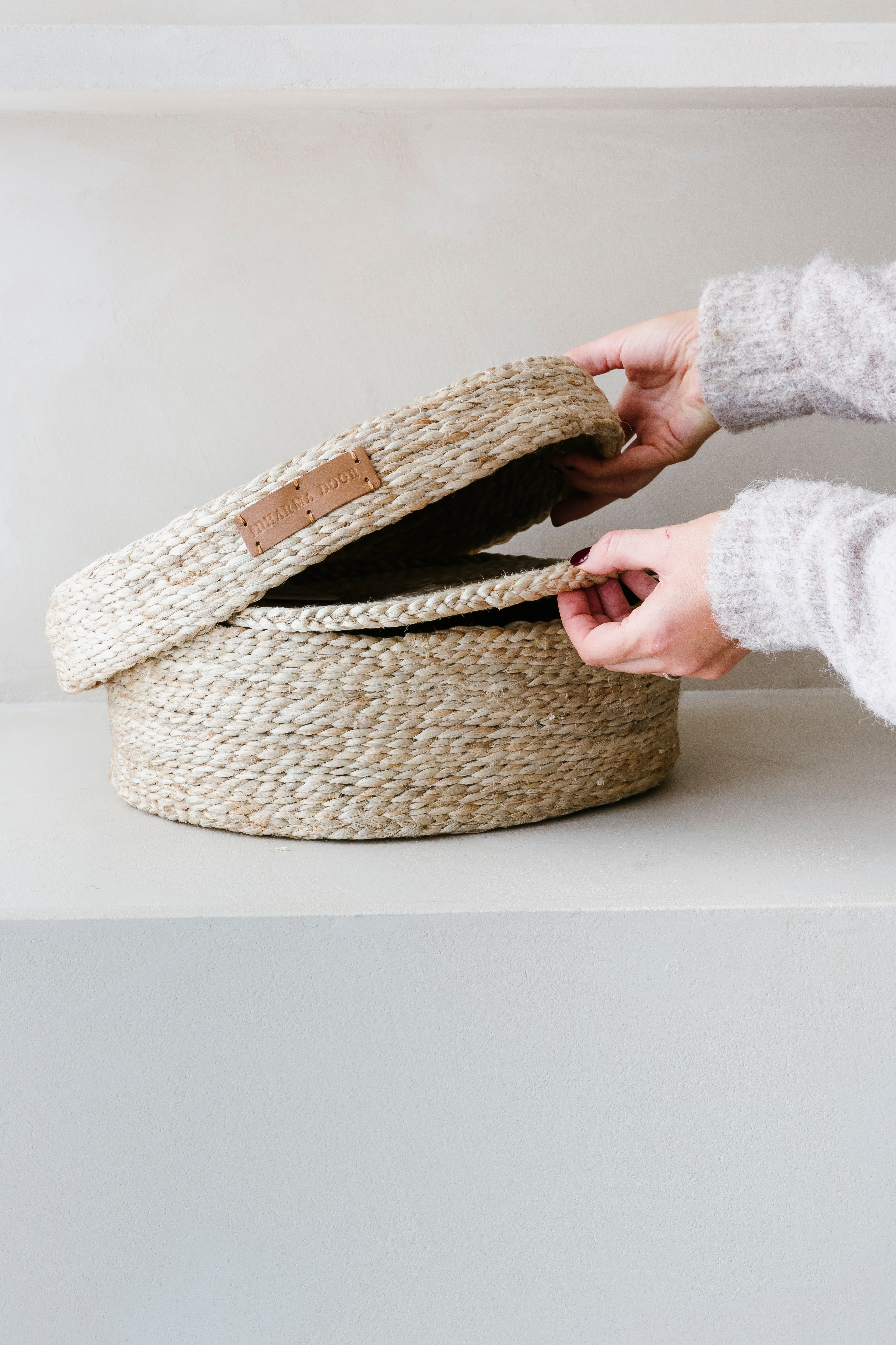 JUTE - Ronde placemats met opbergmand