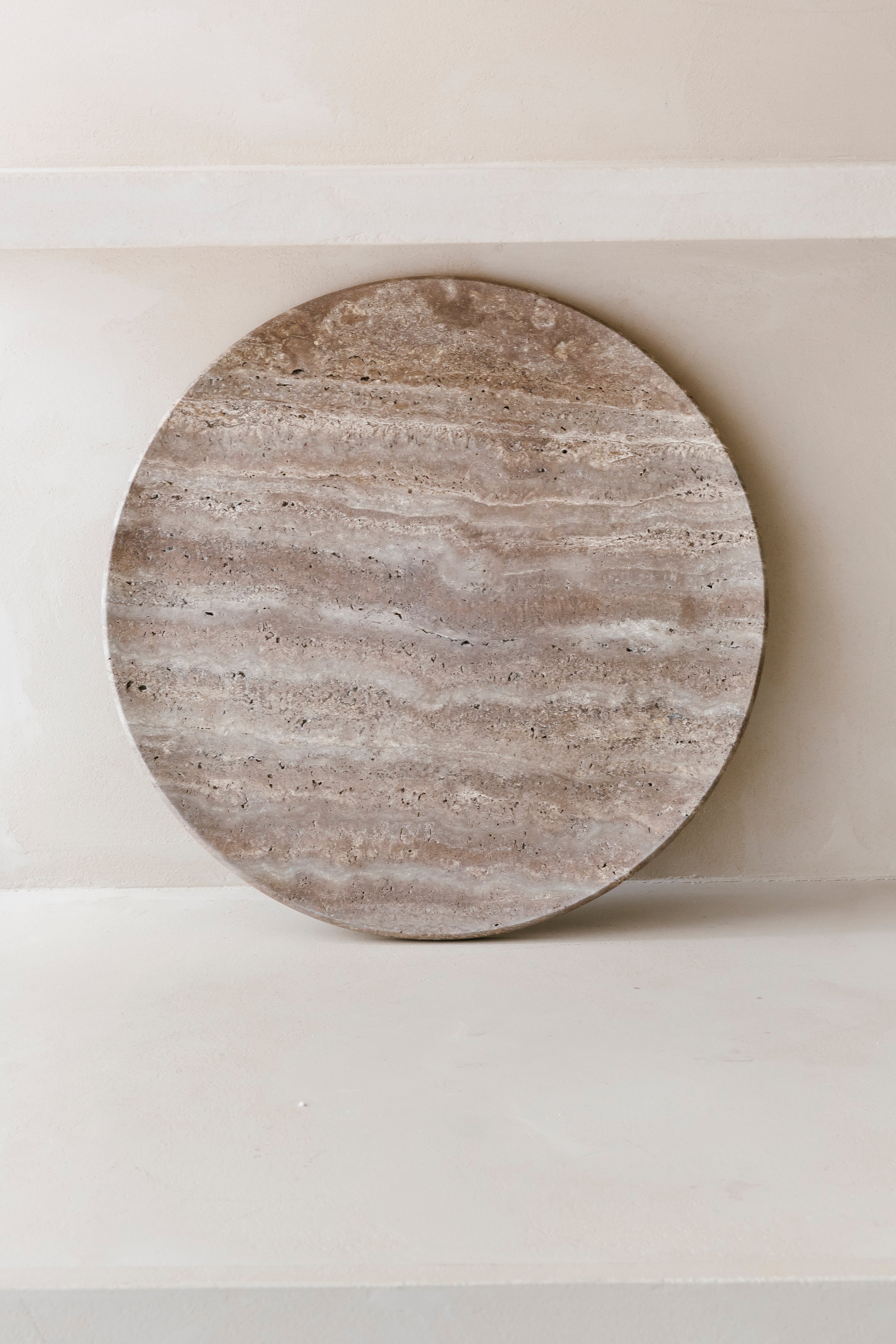 PLATEAU - Titanium Travertijn Ø: 40cm