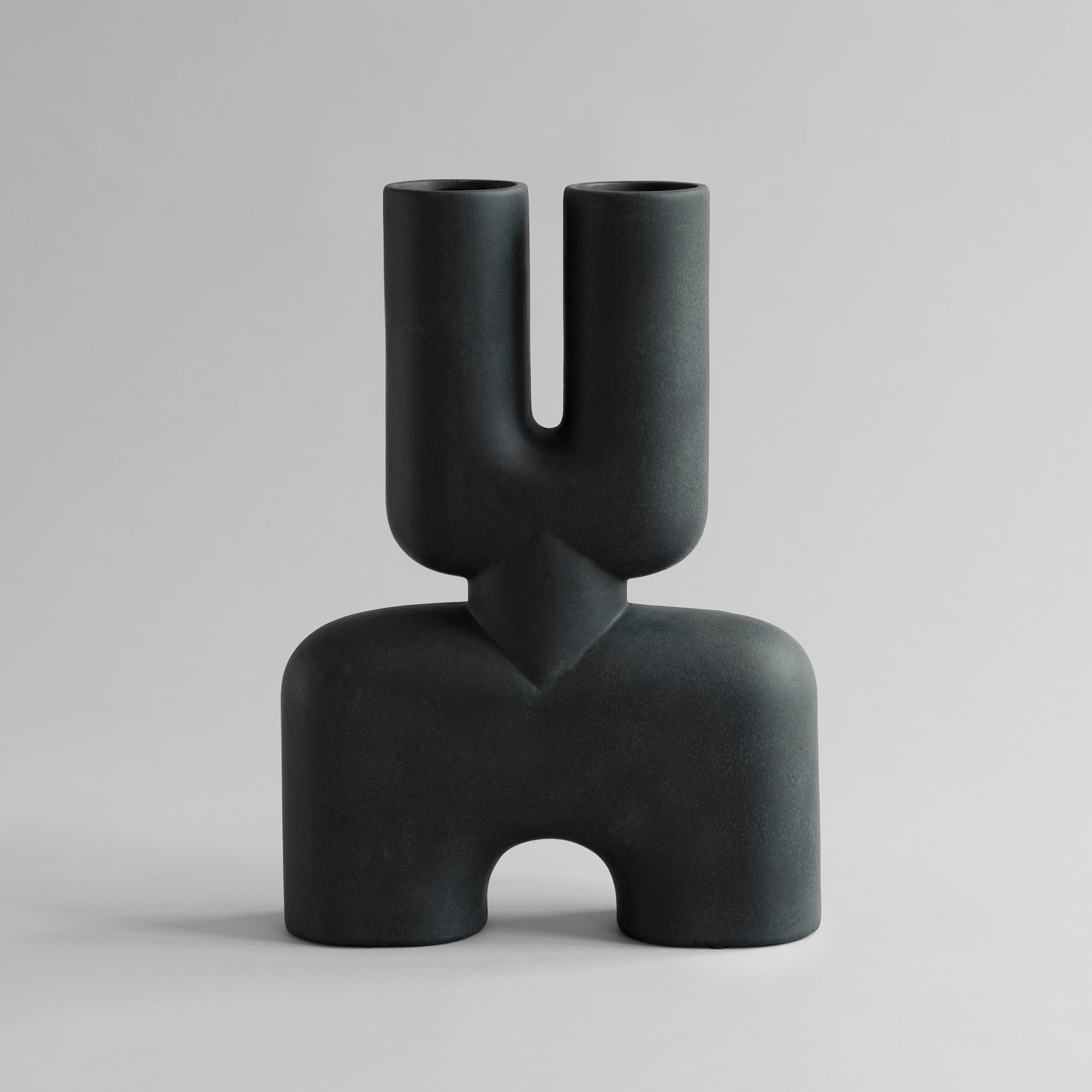 Double Cobra | Zwarte Vaas | Designer | 101Copenhagen | Shop | Design Studio Anneke Crauwels | Anneke Crauwels Home