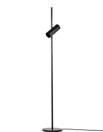 Zwarte vloerlamp van Serax verkocht door Anneke Crauwels Home