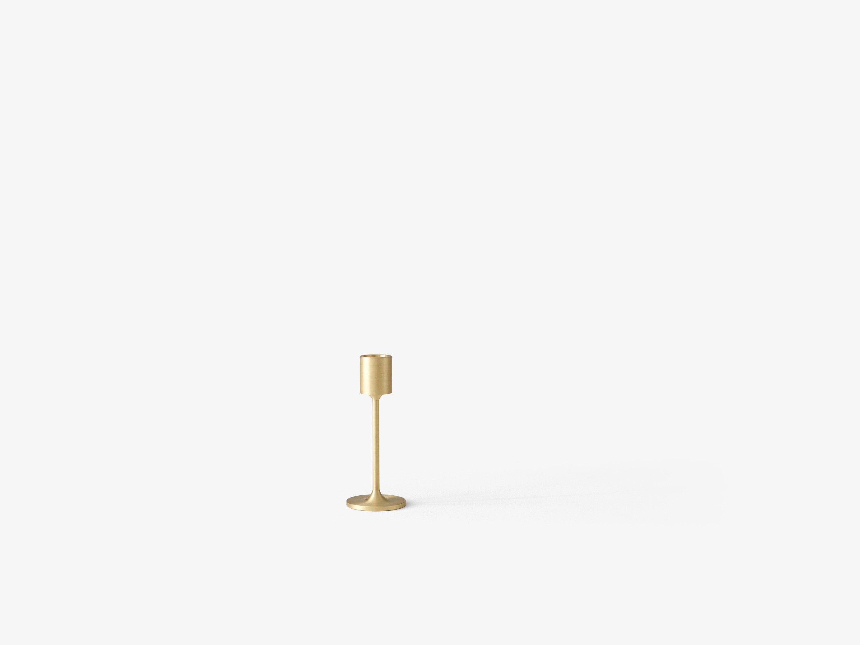 Collect gouden kandelaar van &Tradition verkocht door Anneke Crauwels Home