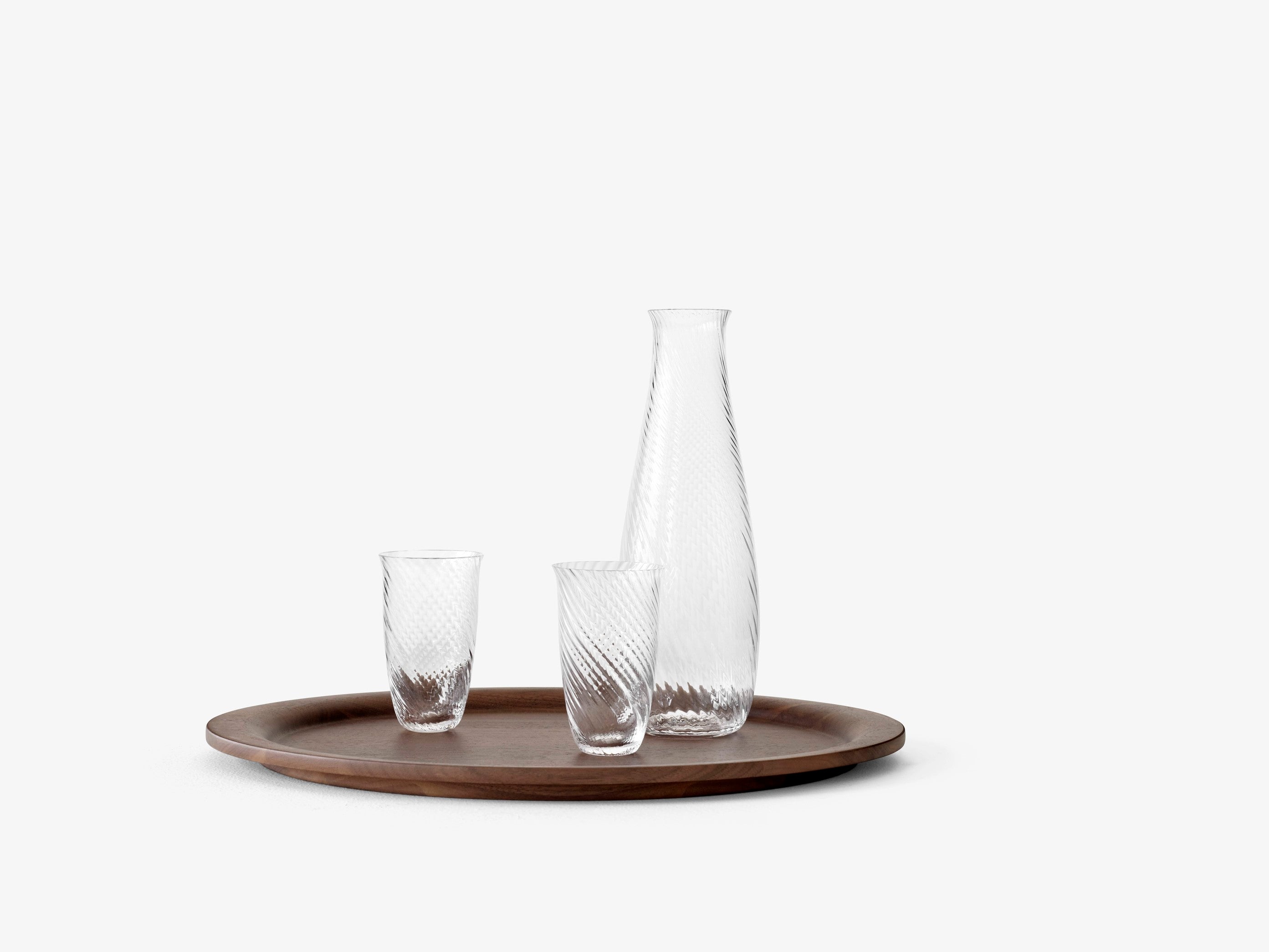 Collect walnoten dienblad van &Tradition verkocht door Anneke Crauwels Home