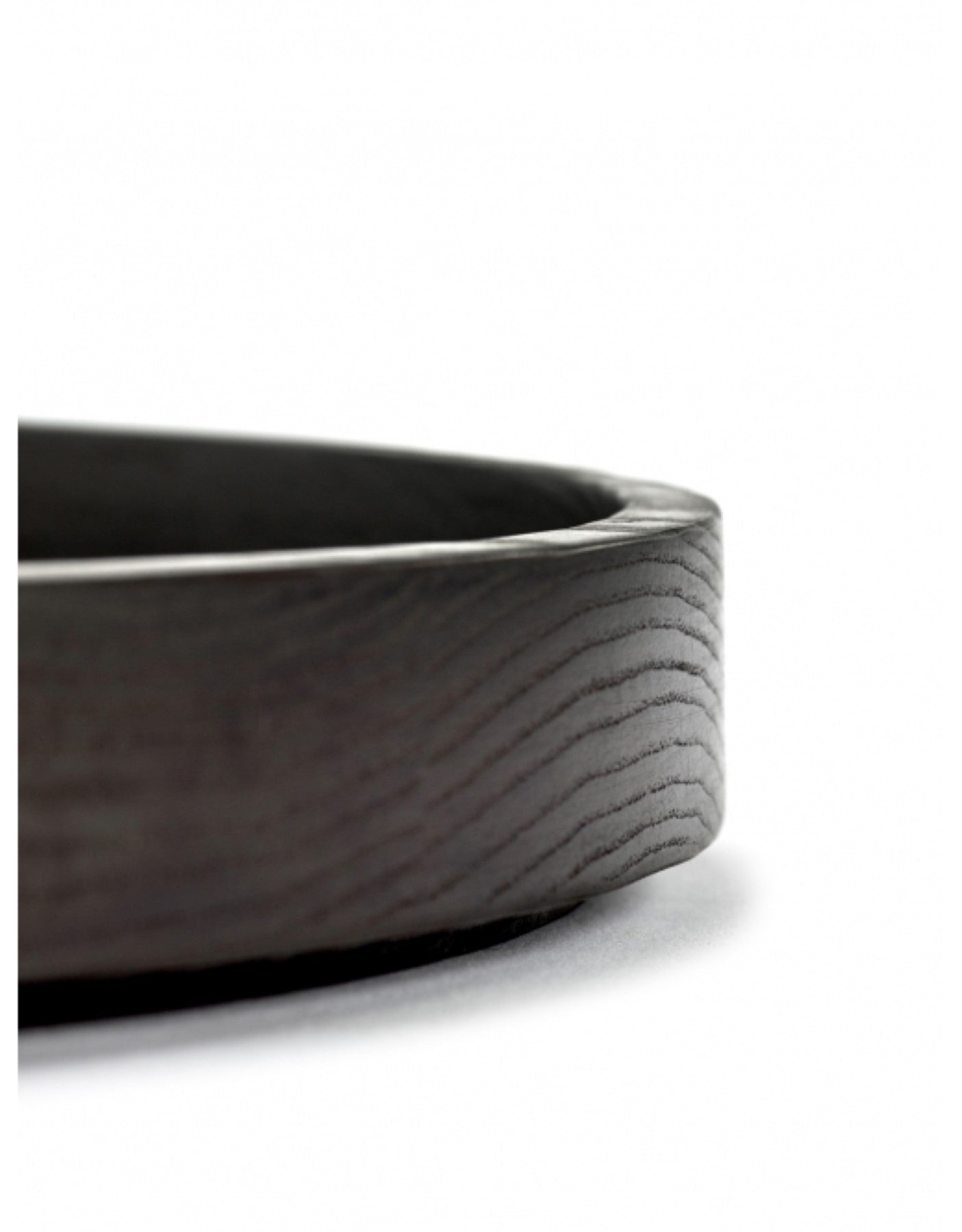 Rond houten dienblad van Serax | ontwerp van Vincent Van Duysen | Designer | Shop | verkocht door Anneke Crauwels Home