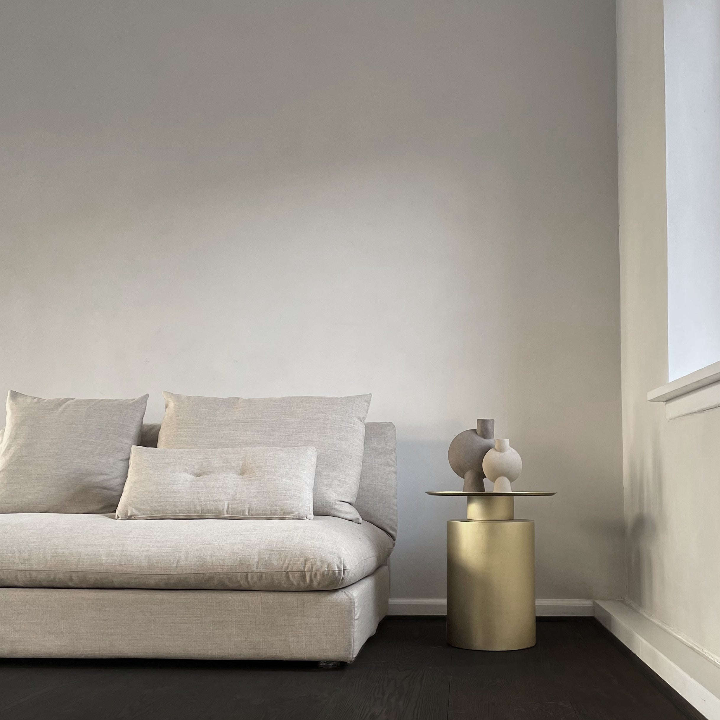 Coffeetable | bijzettafel | salontafel | goud | rond | Brass | 101 Copenhagen | verkocht door Anneke Crauwels Home