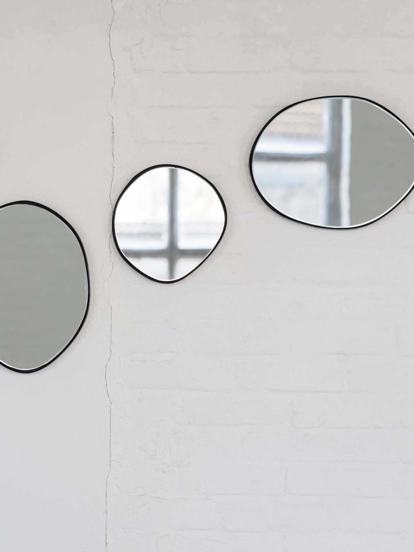 Double Cobra | Zwarte Vaas | Designer | 101Copenhagen | Shop | Design Studio Anneke Crauwels | Anneke Crauwels Home