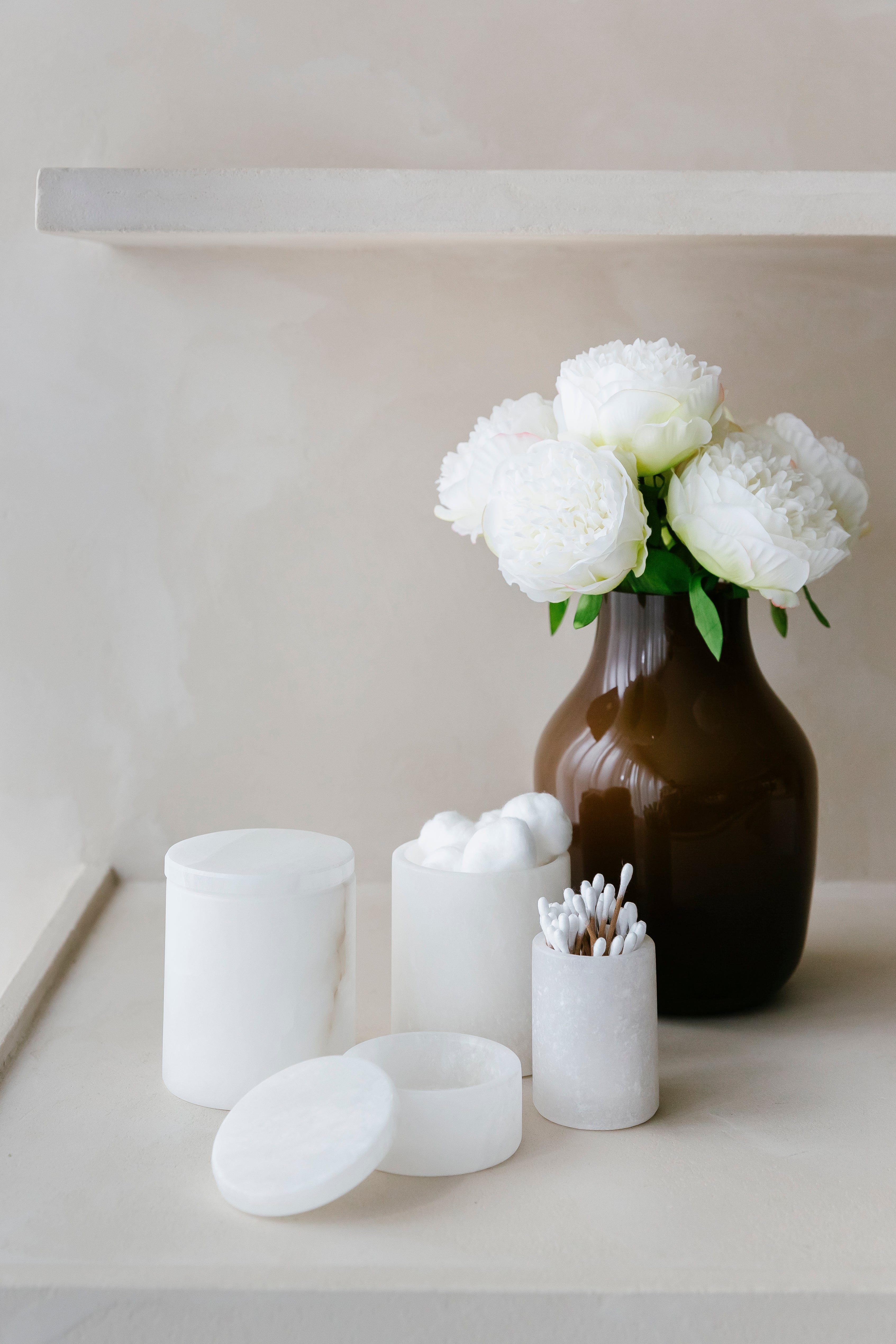 'PURE VANITY ' set (4 st.)