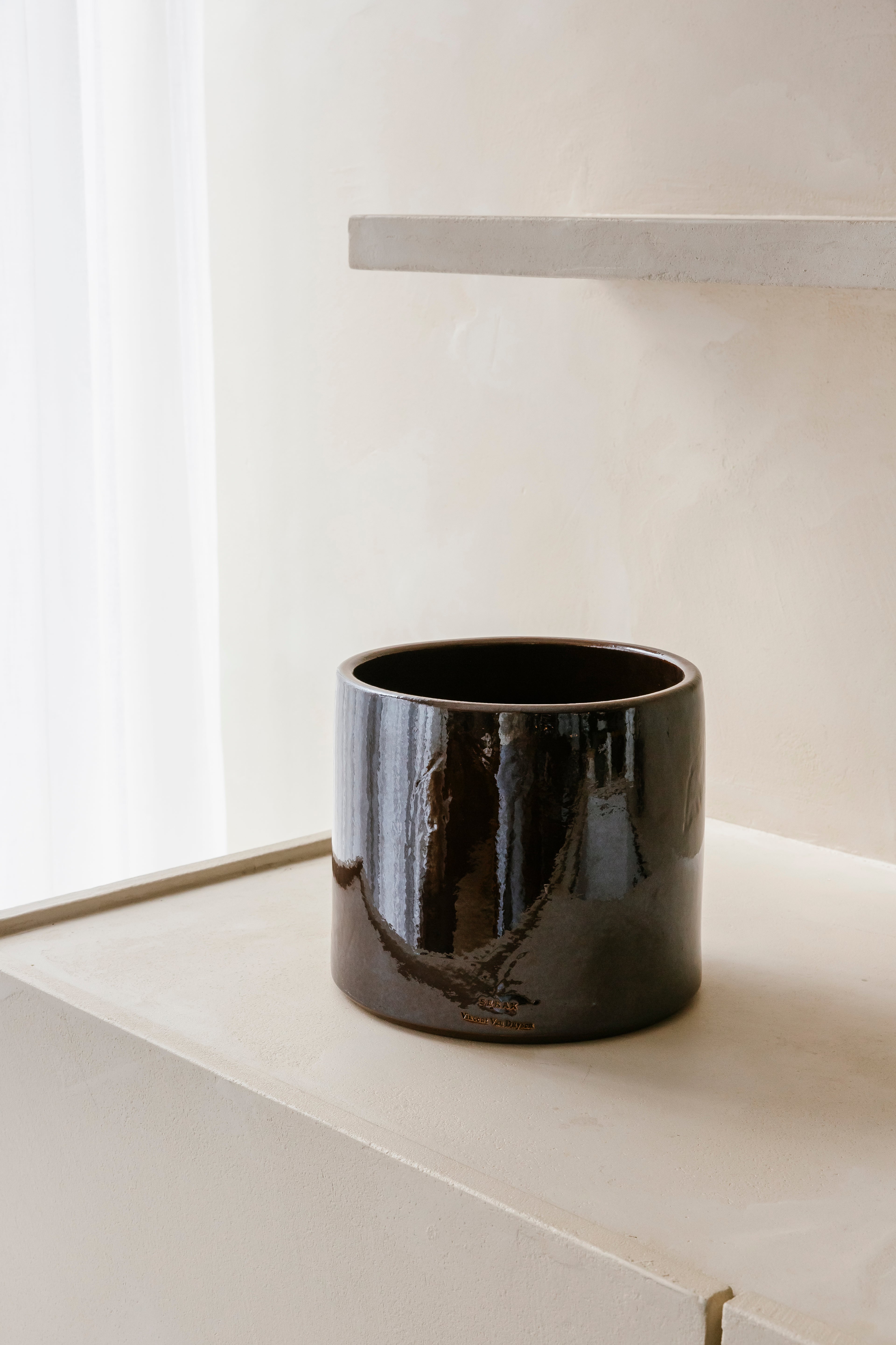 VASO 02 - Bloempot Bruin