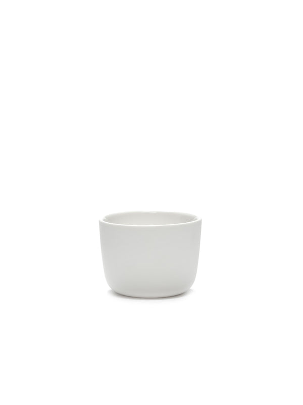 Witte cappucino glas van Serax verkocht door Anneke Crauwels Home
