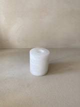 Albast kaarsenhouders van Ceramics by Rosa verkocht door Anneke Crauwels Home